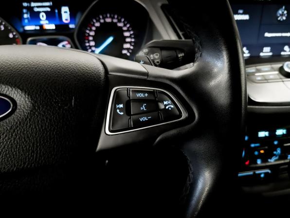 Ford Kuga II Рестайлинг с пробегом 2018 года, цена 1 890 000 рублей, 69597 км, внедорожник, Автокод Объявления