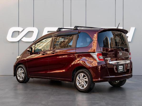 Honda Freed I Рестайлинг с пробегом 2014 года, цена 1 195 000 рублей, 154582 км, компактвэн, Автокод Объявления