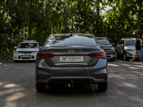 Hyundai Solaris II с пробегом 2019 года, цена 1 140 000 рублей, 94801 км, седан, Автокод Объявления