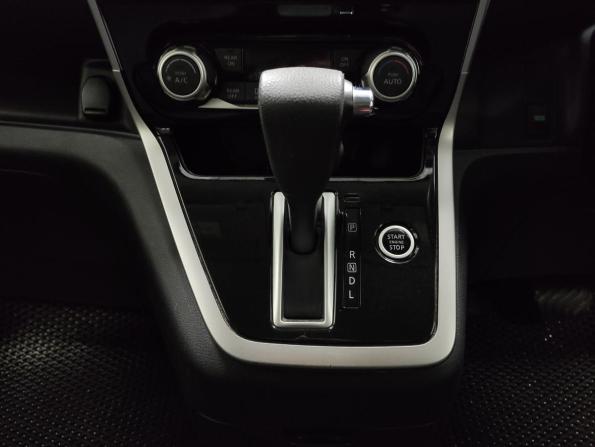 Nissan Serena V (C27) с пробегом 2019 года, цена 1 920 000 рублей, 131090 км, минивэн, Автокод Объявления