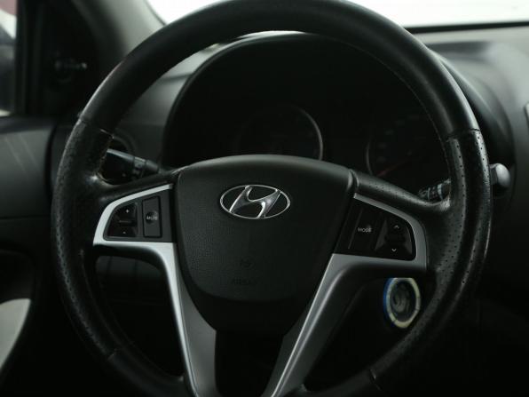 Hyundai Solaris I с пробегом 2011 года, цена 488 000 рублей, 279000 км, хэтчбек, Автокод Объявления