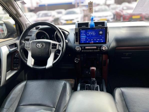 Toyota Land Cruiser Prado 150 Series Рестайлинг 2 с пробегом 2017 года, цена 4 000 000 рублей, 151464 км, внедорожник, Автокод Объявления