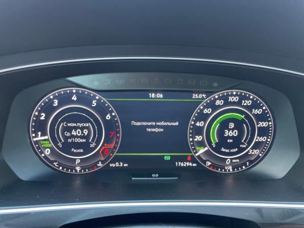 Volkswagen Tiguan II с пробегом 2018 года, цена 2 500 000 рублей, 176290 км, внедорожник, Автокод Объявления