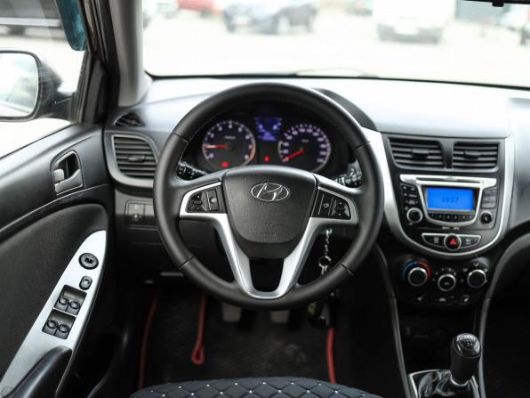 Hyundai Solaris I с пробегом 2011 года, цена 659 000 рублей, 190085 км, хэтчбек, Автокод Объявления