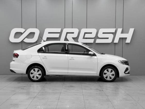 Volkswagen Polo VI с пробегом 2021 года, цена 1 570 000 рублей, 61338 км, лифтбек, Автокод Объявления