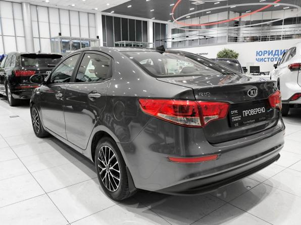 Kia Rio III Рестайлинг с пробегом 2017 года, цена 995 000 рублей, 136000 км, седан, Автокод Объявления