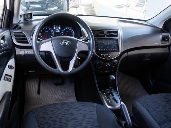 Hyundai Solaris I Рестайлинг с пробегом 2014 года, цена 911 000 рублей, 152858 км, хэтчбек, Автокод Объявления