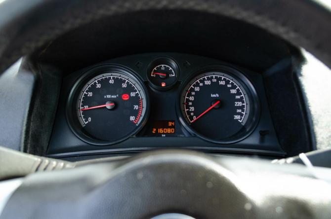 Opel Astra H Рестайлинг с пробегом 2012 года, цена 425 000 рублей, 215000 км, хэтчбек, Автокод Объявления