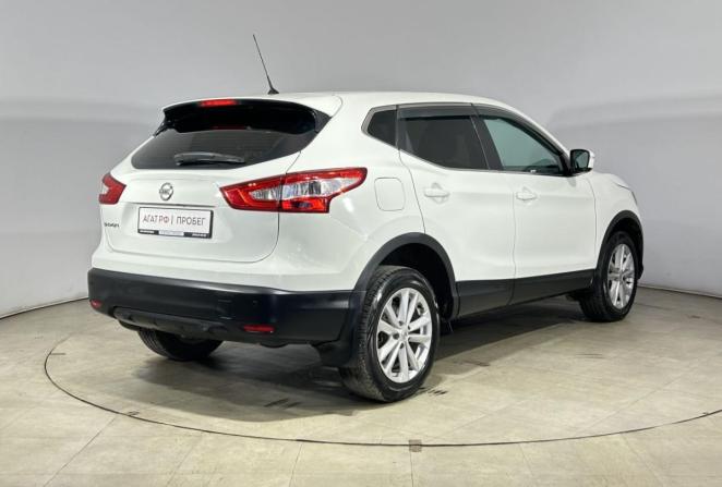 Nissan Qashqai II с пробегом 2014 года, цена 1 415 000 рублей, 102000 км, внедорожник, Автокод Объявления