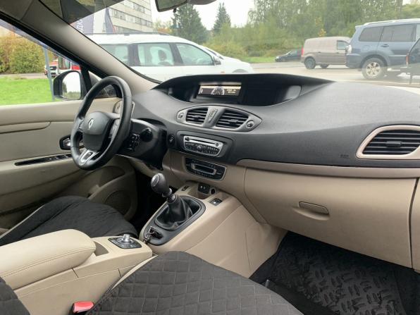 Renault Scenic III с пробегом 2010 года, цена 799 000 рублей, 254625 км, компактвэн, Автокод Объявления