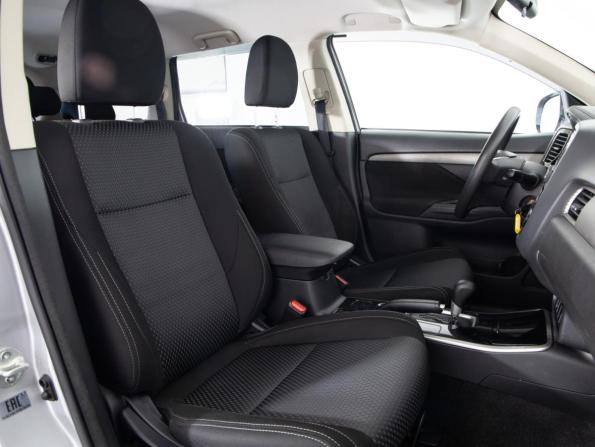 Mitsubishi Outlander III Рестайлинг 2 с пробегом 2017 года, цена 1 699 000 рублей, 113879 км, внедорожник, Автокод Объявления