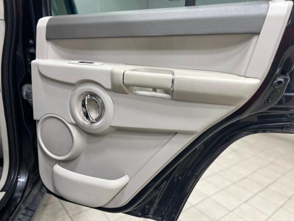 Jeep Commander с пробегом 2007 года, цена 1 100 000 рублей, 278000 км, внедорожник, Автокод Объявления