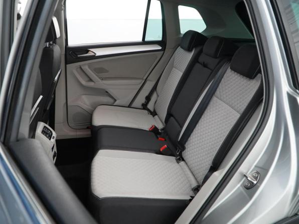 Volkswagen Tiguan II с пробегом 2018 года, цена 2 149 046 рублей, 207992 км, внедорожник, Автокод Объявления
