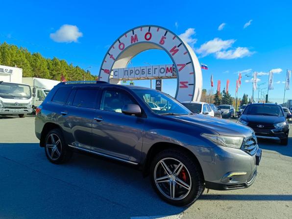 Toyota Highlander II (XU40) Рестайлинг с пробегом 2011 года, цена 2 100 000 рублей, 277352 км, внедорожник, Автокод Объявления