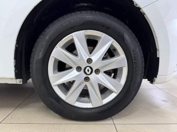 Renault Logan II Рестайлинг с пробегом 2020 года, цена 870 000 рублей, 136403 км, седан, Автокод Объявления