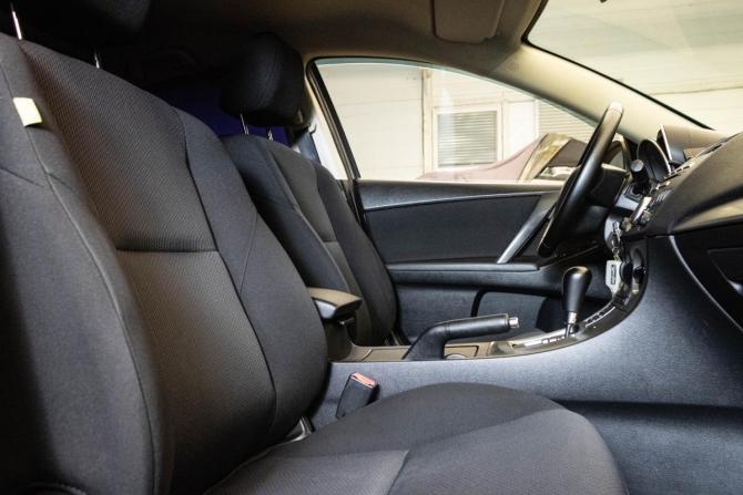 Mazda 3 II (BL) Рестайлинг с пробегом 2011 года, цена 999 000 рублей, 215566 км, седан, Автокод Объявления