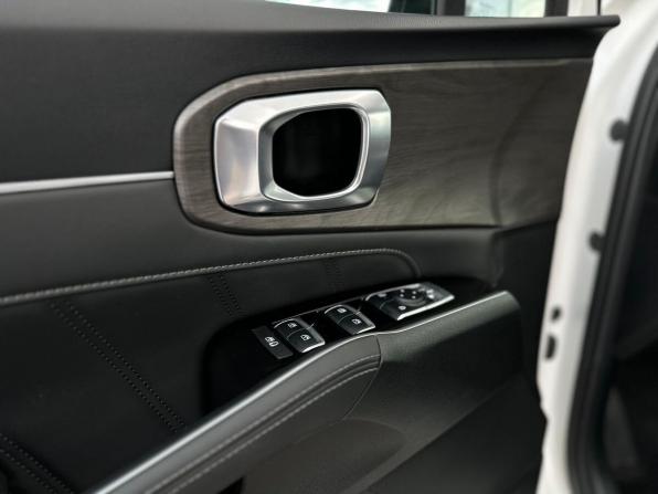 Новый Kia Sorento IV Рестайлинг 2025 года, цена 6 576 800 рублей, внедорожник, Автокод Объявления