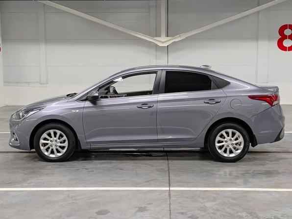Hyundai Solaris II с пробегом 2017 года, цена 1 100 000 рублей, 165764 км, седан, Автокод Объявления