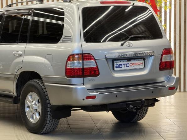 Toyota Land Cruiser 100 Series Рестайлинг 2 с пробегом 2006 года, цена 2 399 000 рублей, 357000 км, внедорожник, Автокод Объявления