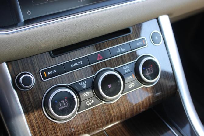 Land Rover Range Rover Sport II с пробегом 2016 года, цена 2 549 000 рублей, 182000 км, внедорожник, Автокод Объявления