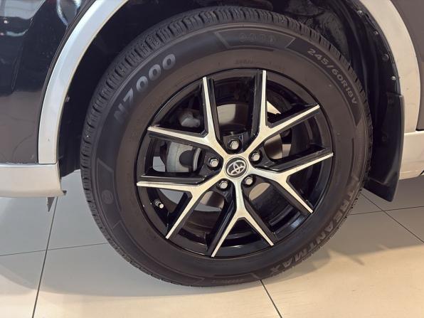 Toyota RAV4 IV (XA40) Рестайлинг с пробегом 2016 года, цена 2 380 000 рублей, 130000 км, внедорожник, Автокод Объявления
