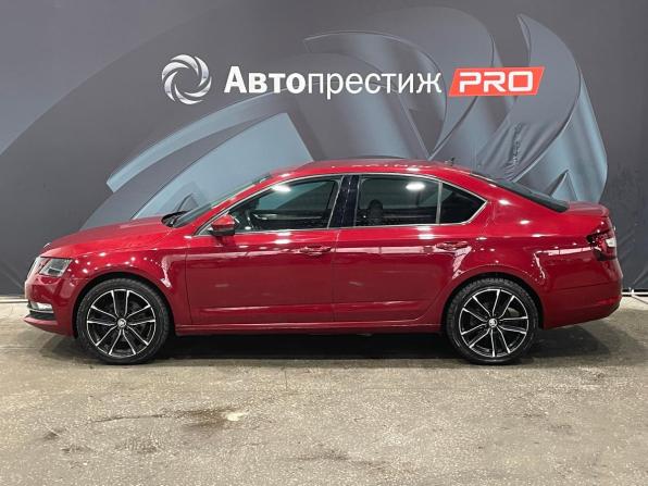 Skoda Octavia III (A7) Рестайлинг с пробегом 2017 года, цена 1 615 000 рублей, 198925 км, лифтбек, Автокод Объявления