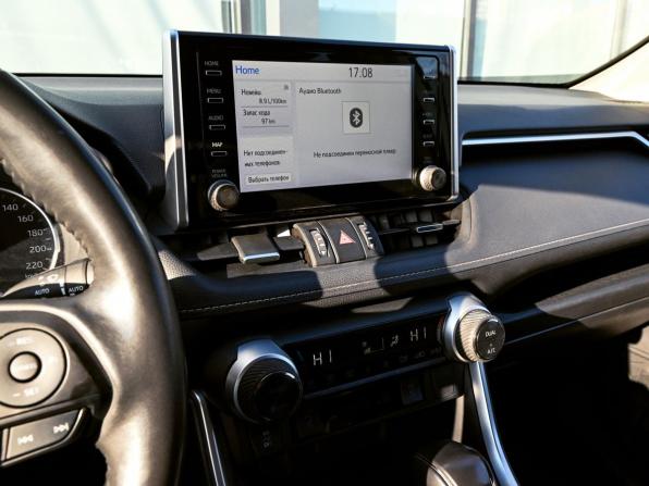Toyota RAV4 V (XA50) с пробегом 2021 года, цена 3 270 000 рублей, 87600 км, внедорожник, Автокод Объявления