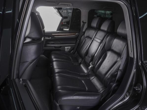 Lexus LX III Рестайлинг 2 с пробегом 2015 года, цена 6 050 000 рублей, 151154 км, внедорожник, Автокод Объявления