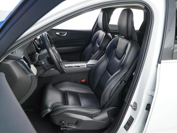 Volvo XC60 II Рестайлинг с пробегом 2021 года, цена 3 997 055 рублей, 159700 км, внедорожник, Автокод Объявления