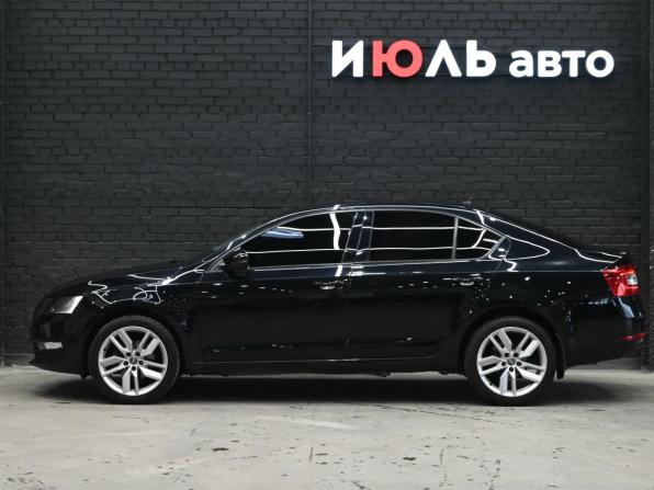 Skoda Octavia III (A7) Рестайлинг с пробегом 2018 года, цена 1 825 000 рублей, 140516 км, лифтбек, Автокод Объявления