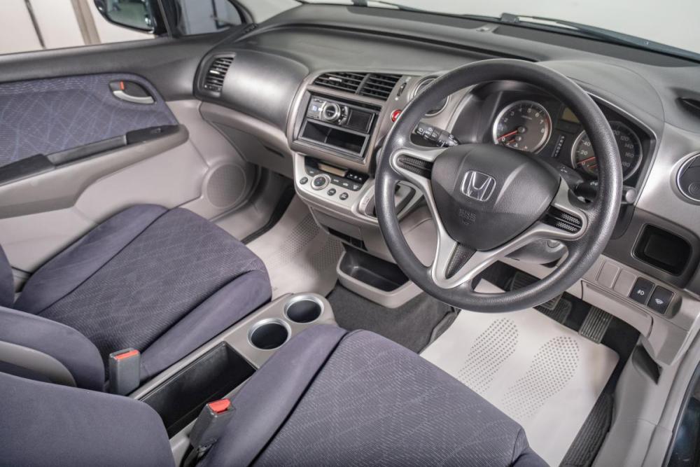 Honda Stream II Рестайлинг Томск  - изображение 9