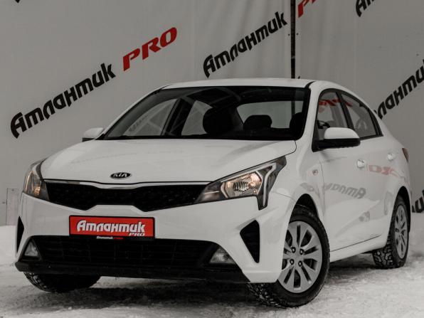 Kia Rio IV Рестайлинг с пробегом 2021 года, цена 1 615 000 рублей, 77500 км, седан, Автокод Объявления