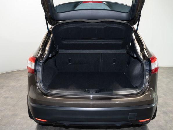 Nissan Qashqai II с пробегом 2014 года, цена 1 680 000 рублей, 96900 км, внедорожник, Автокод Объявления