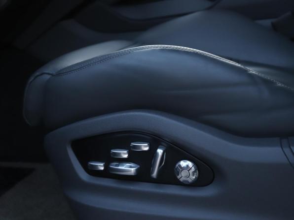 Porsche Cayenne III с пробегом 2019 года, цена 8 080 000 рублей, 53070 км, внедорожник, Автокод Объявления