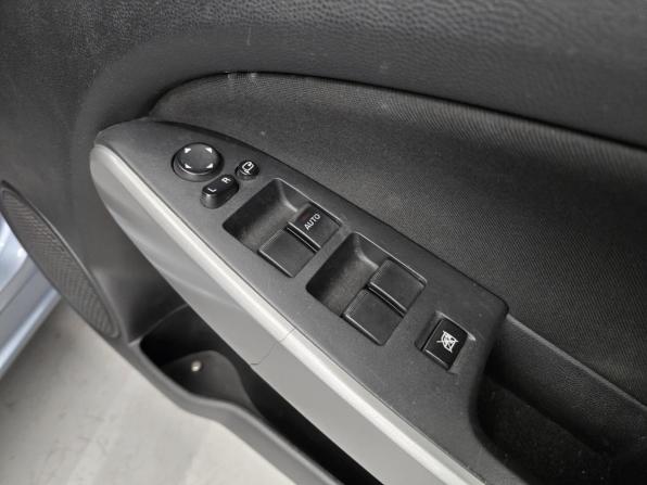 Mazda Demio III (DE) с пробегом 2013 года, цена 755 000 рублей, 111600 км, хэтчбек, Автокод Объявления