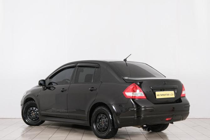 Nissan Tiida I Рестайлинг с пробегом 2010 года, цена 799 000 рублей, 243000 км, седан, Автокод Объявления