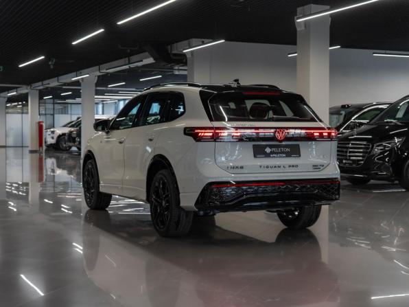 Volkswagen Tiguan III (China Market) с пробегом 2026 года, цена 4 900 000 рублей, 50 км, внедорожник, Автокод Объявления