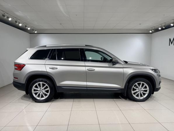 Skoda Kodiaq I с пробегом 2018 года, цена 2 399 000 рублей, 186235 км, внедорожник, Автокод Объявления