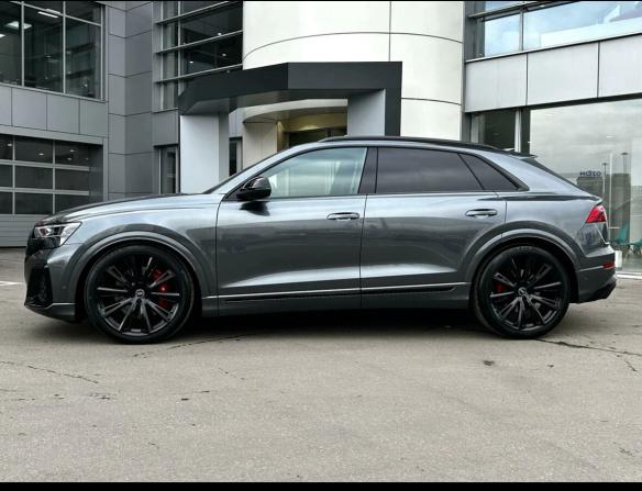 Audi SQ8 I (4M) Рестайлинг с пробегом 2024 года, цена 17 500 000 рублей, 10 км, внедорожник, Автокод Объявления