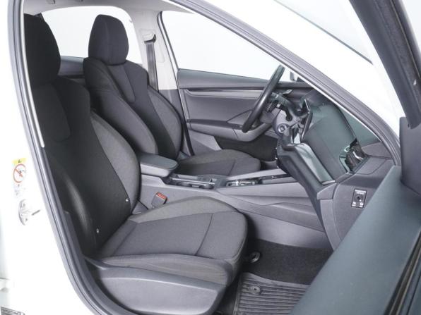 Skoda Octavia IV (A8) с пробегом 2021 года, цена 2 000 000 рублей, 77612 км, лифтбек, Автокод Объявления