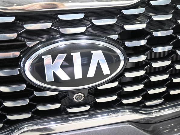 Kia Sorento III Prime Рестайлинг с пробегом 2018 года, цена 2 959 900 рублей, 112500 км, внедорожник, Автокод Объявления