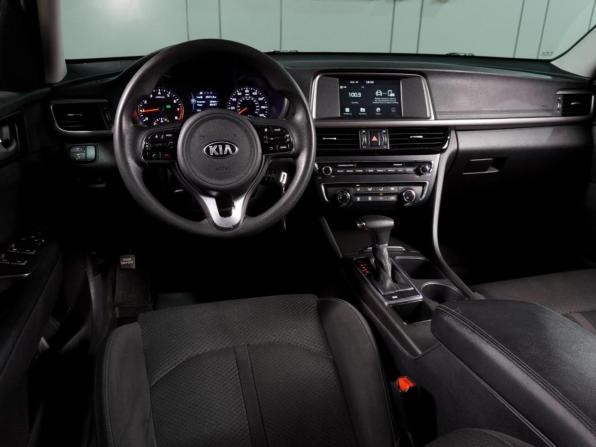 Kia Optima IV с пробегом 2018 года, цена 1 569 000 рублей, 219942 км, седан, Автокод Объявления