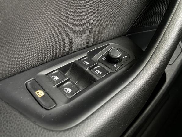 Volkswagen Passat B8 с пробегом 2016 года, цена 1 698 000 рублей, 150611 км, седан, Автокод Объявления