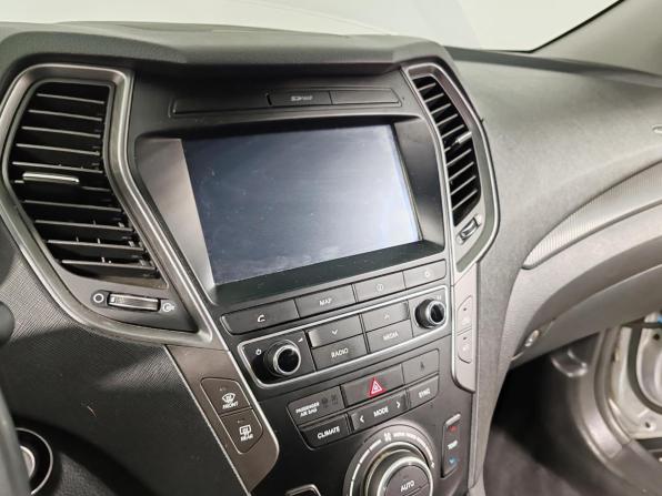 Hyundai Santa Fe III Рестайлинг с пробегом 2018 года, цена 2 399 000 рублей, 75557 км, внедорожник, Автокод Объявления
