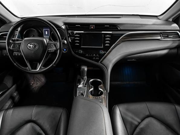 Toyota Camry VIII (XV70) с пробегом 2019 года, цена 2 490 000 рублей, 118650 км, седан, Автокод Объявления