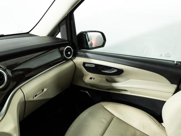 Mercedes-Benz V-Класс III (W447) с пробегом 2017 года, цена 3 579 585 рублей, 181819 км, минивэн, Автокод Объявления