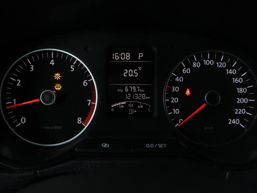 Volkswagen Polo V Москва  - изображение 9