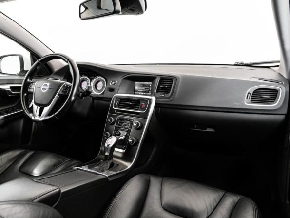 Volvo S60 II Рестайлинг с пробегом 2013 года, цена 975 000 рублей, 154058 км, седан, Автокод Объявления