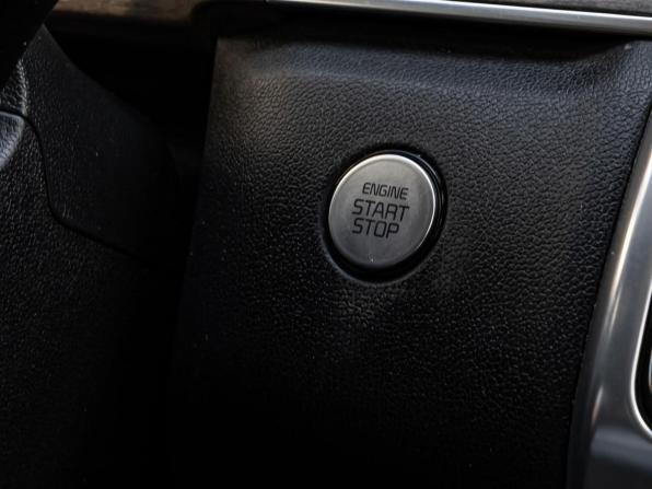 Kia Sorento IV с пробегом 2021 года, цена 4 240 000 рублей, 62942 км, внедорожник, Автокод Объявления