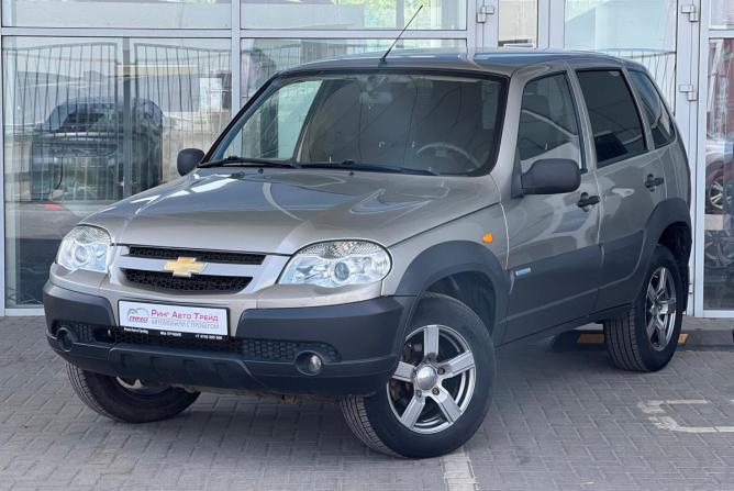 Chevrolet Niva I Рестайлинг с пробегом 2009 года, цена 479 000 рублей, 135000 км, внедорожник, Автокод Объявления